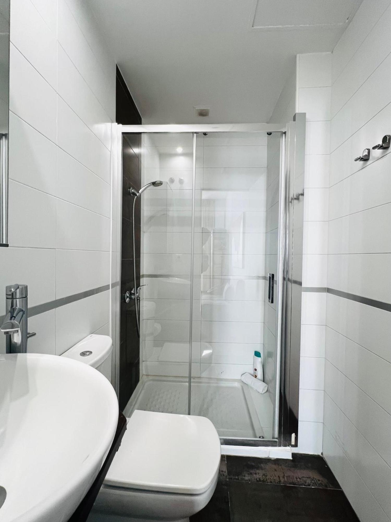 Calderon III Deluxe Central Sinesedesignhomes 马拉加 外观 照片